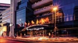 Crown Plaza Hotel-min