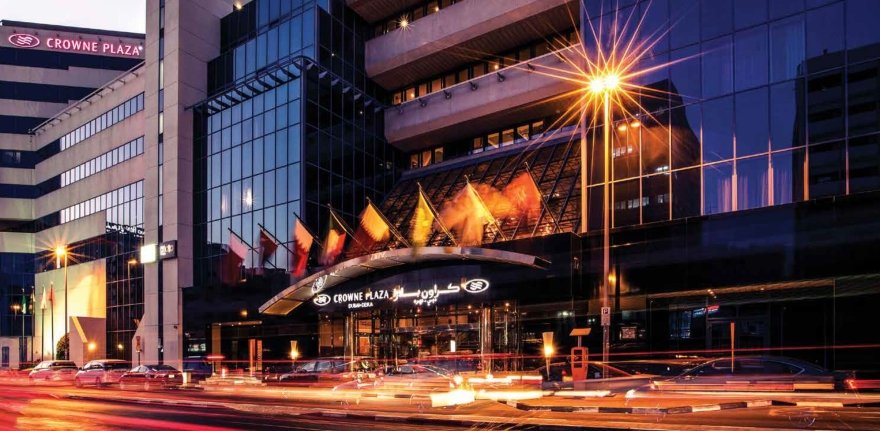 Crown Plaza Hotel-min